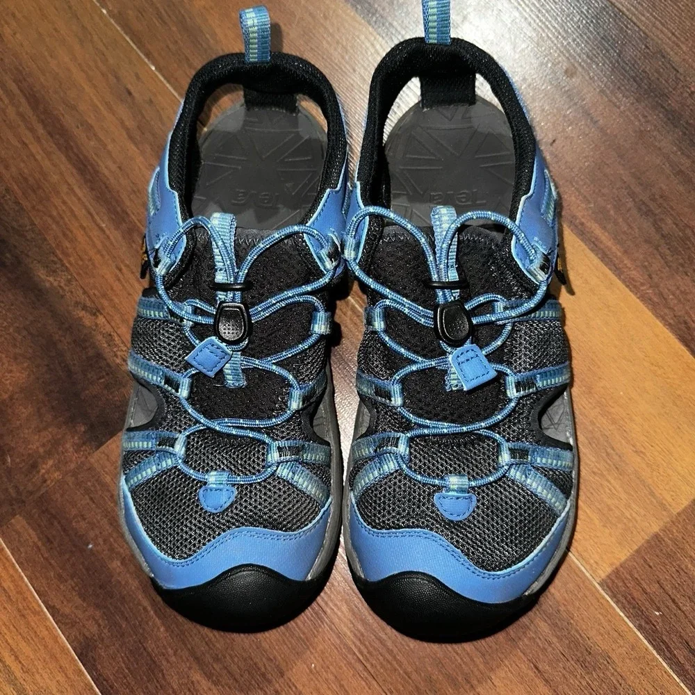 TEVA Manatee Water Youth Sandals Blue Graphite Size 4 Bungee Cord Lace‎ System